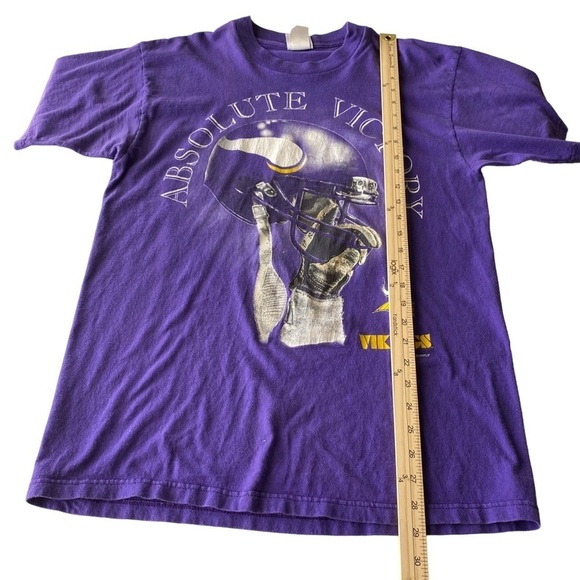 Vintage Minnesota Vikings Large (no size tag , see measurements) Shirt (1996) - Picture 7 of 9